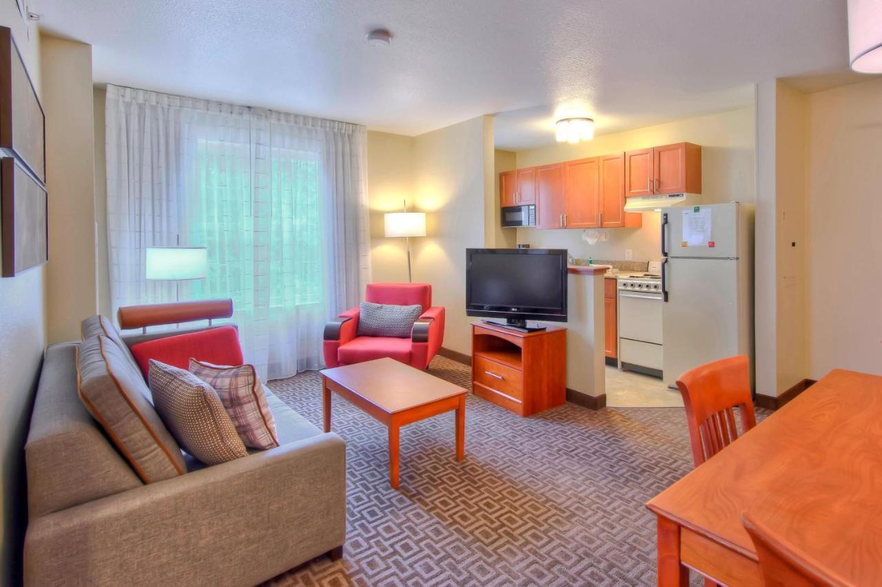 Towneplace Suites Raleigh Cary/Weston Parkway Exterior foto